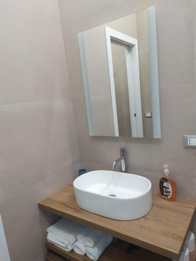 Appartamenti in centro Lecce Esterno foto